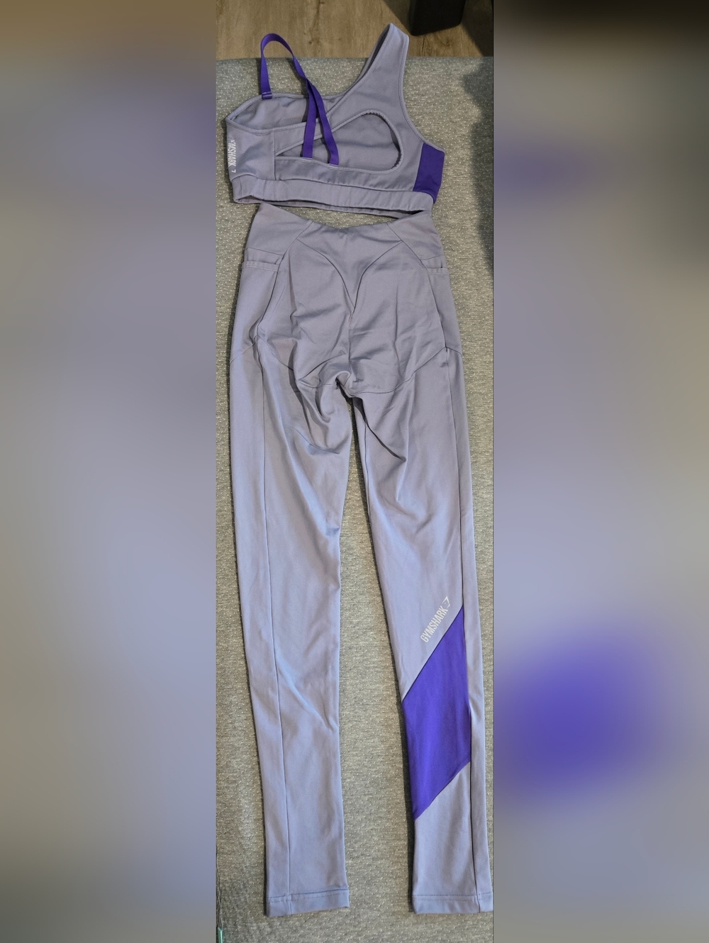 Gymshark Matching Set - Picture 2 of 4